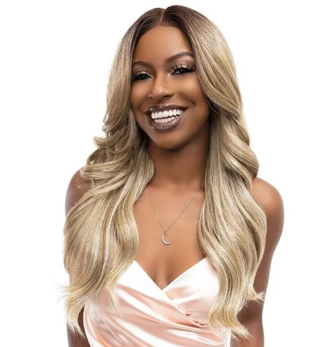 Janet Collection® Melt® Dale Wig