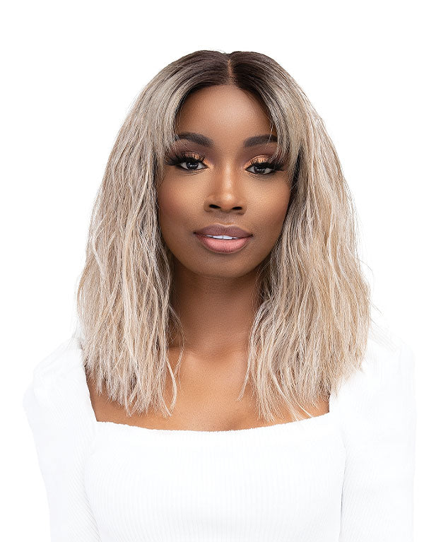 Janet Collection® ESSENTIALS® Spice Wig